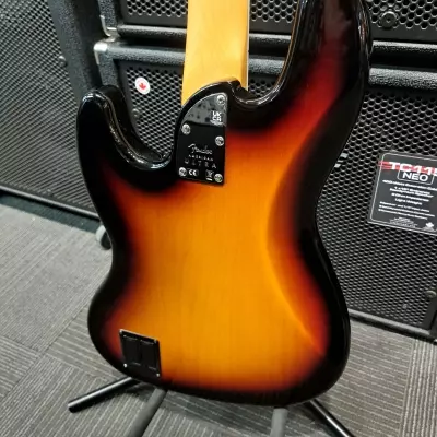 Fender American Ultra Jazz Bass 4